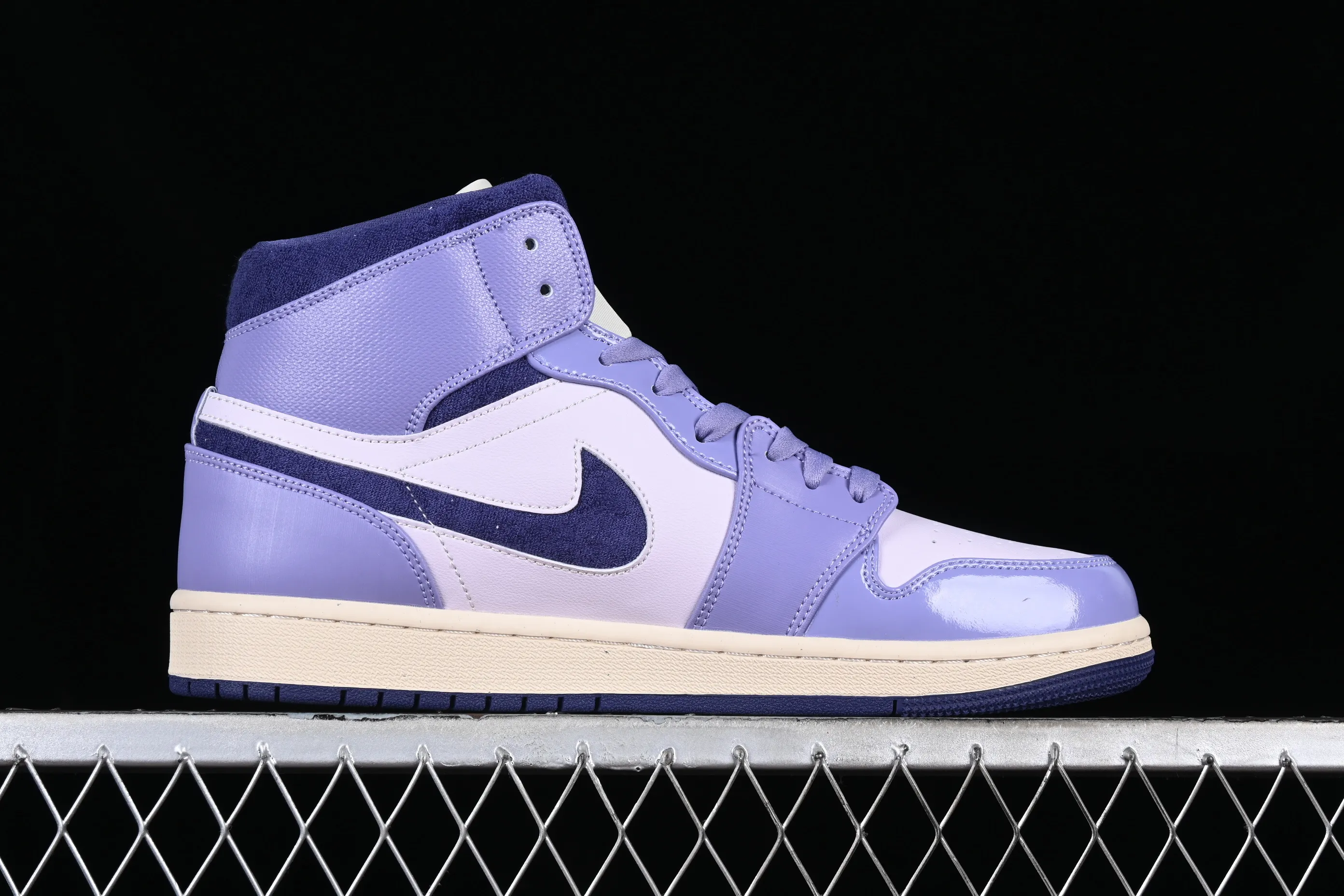 All categories Air Jordan Jordan series basketball shoes Air Jordan 1 Mid Air Jordan 1 Mid "Sky Purple" AJ1 Joe 1 various purple Chinese casual sneakers DZ3745-500